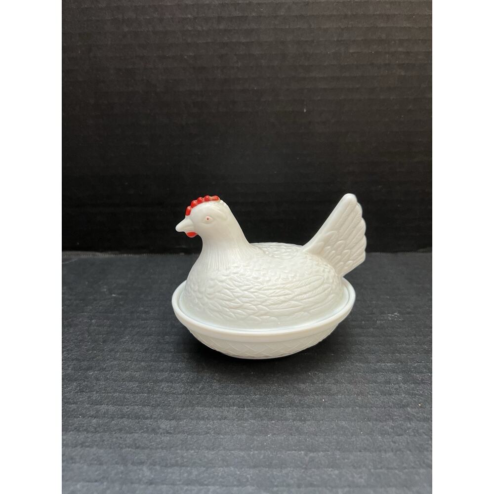 Vintage Milk Glass Hen on Nest Covered Dish This is a vintage milk glass covered